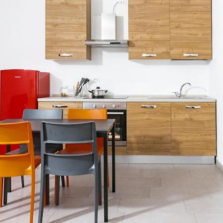 Staurenghi Red Apartment Варезе Экстерьер фото