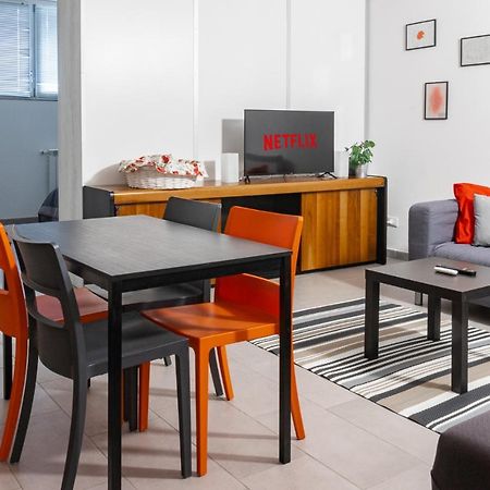 Staurenghi Red Apartment Варезе Экстерьер фото