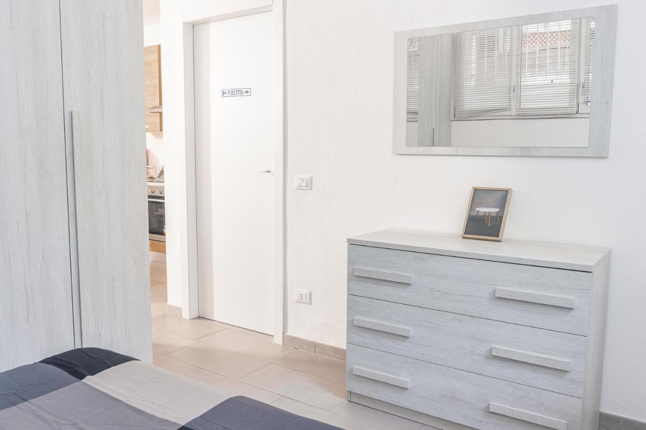 Staurenghi Red Apartment Варезе Экстерьер фото